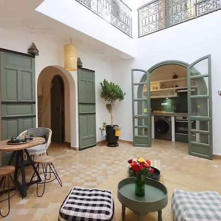 Riad Ptit Kech, Bassin Terrasse - Petits Dejeuners Marrákes Kültér fotó